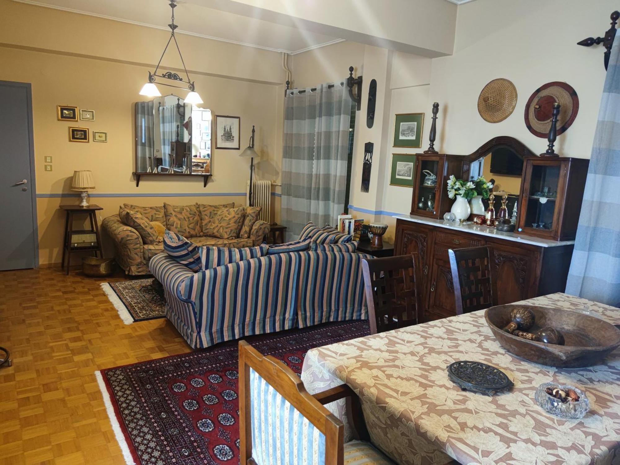 Classic Apartment In Каламата Екстер'єр фото